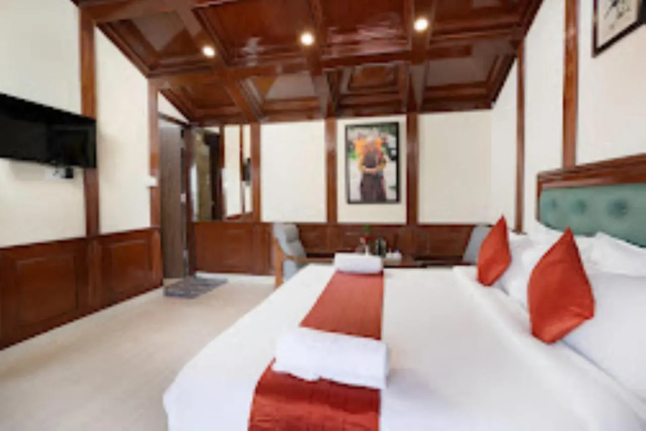 Hotel Woodrina Shimla